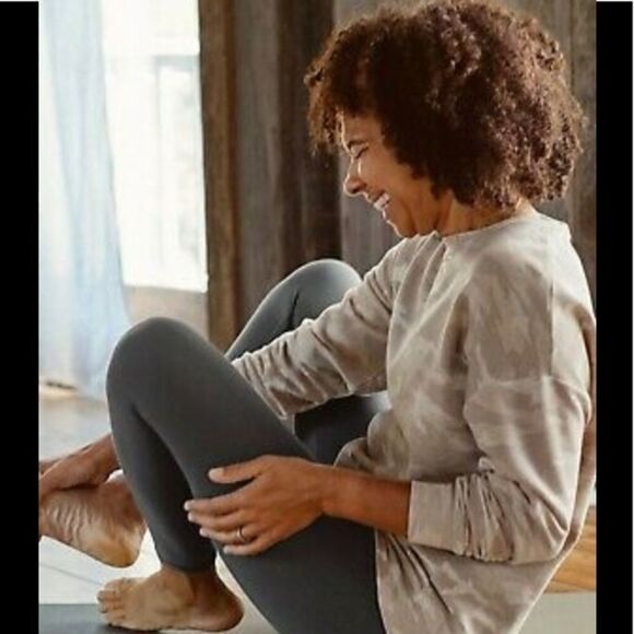 Athleta Studio to Street Print Sweatshirt - Picture 2 of 9